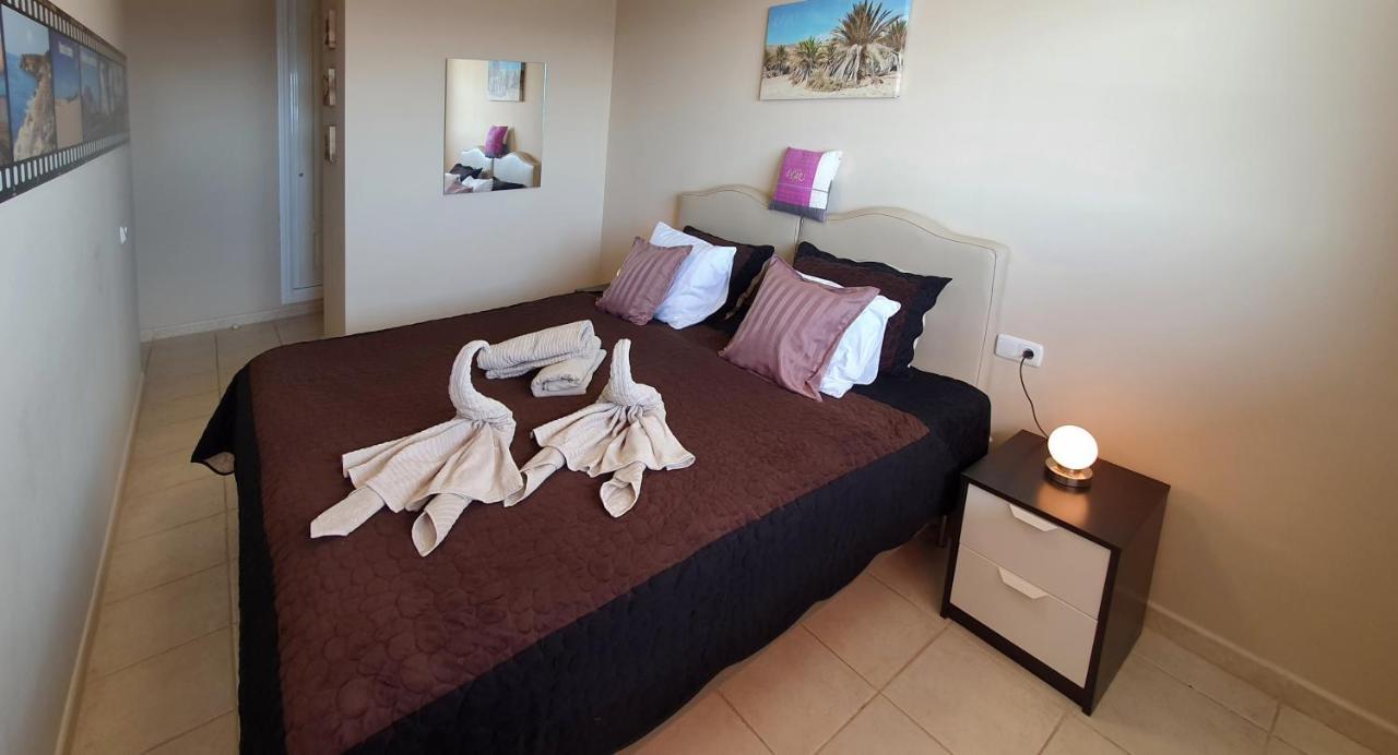 Playa Paraiso-Apartment 4 You Коста Калма Экстерьер фото