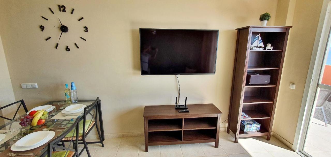 Playa Paraiso-Apartment 4 You Коста Калма Экстерьер фото