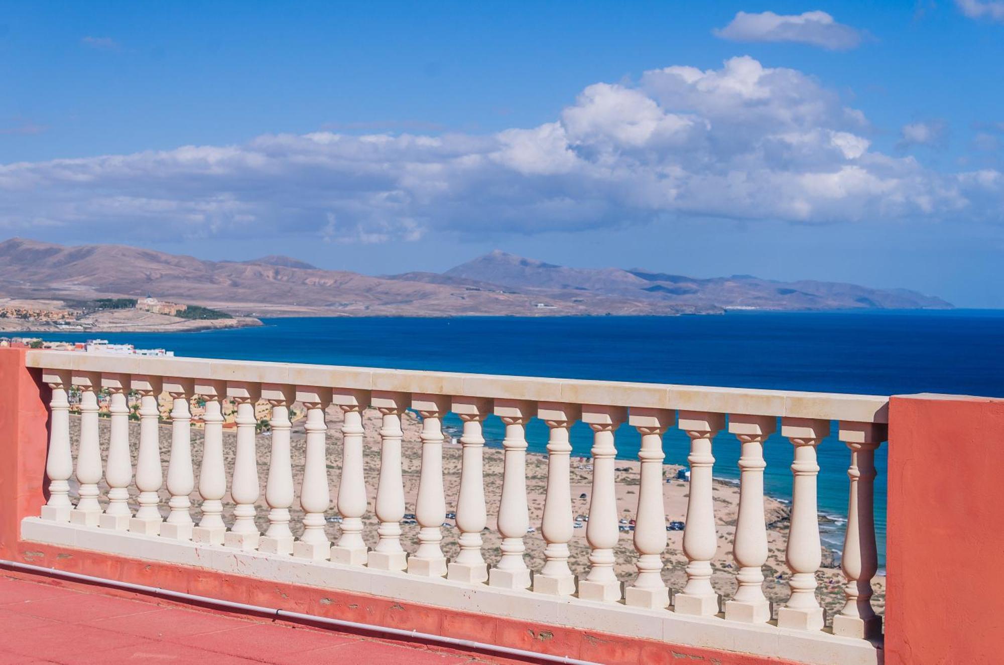 Playa Paraiso-Apartment 4 You Коста Калма Экстерьер фото